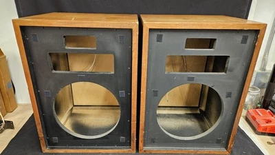 Gabinetes vacíos Klipsch Herejía 1978 vintage HWO chapa de nogal de fábrica sin conductores Foto 1 de 4