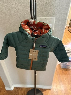 Suéter con Capucha Patagonia Bebé Reversible Verde 3-6 Meses Nuevo con Etiquetas Foto 1 de 4