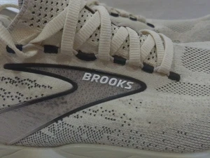 Brooks Glycerin Stealthfit 21 Women's size 10 Running Shoes Coconut 1204101B108 - Picture 1 of 11