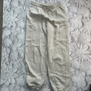 Gap Boys Off White Sweatpants Size XL Cargo Pockets - Picture 1 of 4