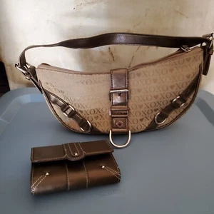 XOXO Designer Tote Bag Purse with Matching Wallet - Picture 1 of 5