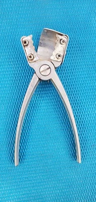 Vintage THE YORK NUT SHELLER - THE TEXAN MODEL. - Image 1 of 4