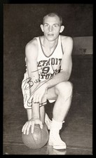 1957-58 J.D. McCarthy Detroit Pistons Postcard Bill Thieben Rookie Card 