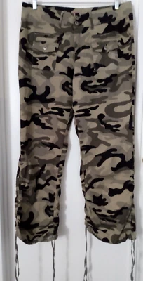 Pantalones de camuflaje Thalia Sodi para mujer talla 15/16 patas con cordón Foto 1 de 4