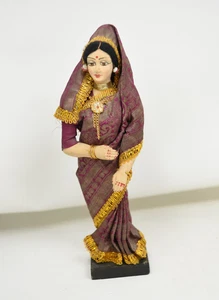 Vintage indischer hinduistischer handgemalter Ton Sari traditionelle 11" ethnische Puppe - Bild 1 von 13