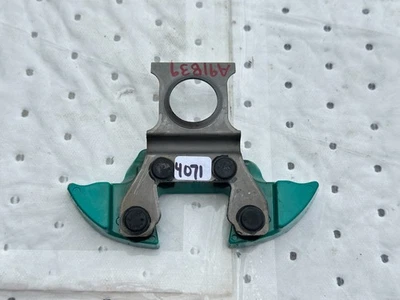 Amortecedor de volante 2015-2017 CHRYSLER 200 2017 DURANGO MOPAR FABRICANTE DE EQUIPAMENTO ORIGINAL 68172369AC - Imagem 1 de 2