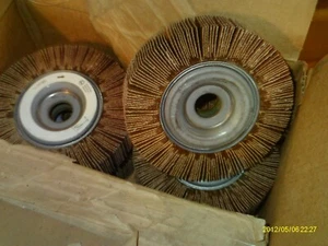 60 Stück Norton Klappenrad AO 4 x 5/8 x 1/4 Zoll Schaft 60 G, R265 METALLIT - Bild 1 von 3