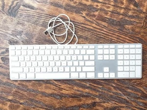 Apple White Aluminum USB Wired Keyboard - Afbeelding 1 van 3