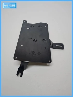 Original Audi A4 (8E/B6/B7) Amplifier Holder 8e5035464A - Image 1 of 4