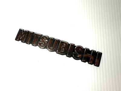 INSIGNIA/EMBLEMA MITSUBISHI STARION 1983-1989 OEM Foto 1 de 4