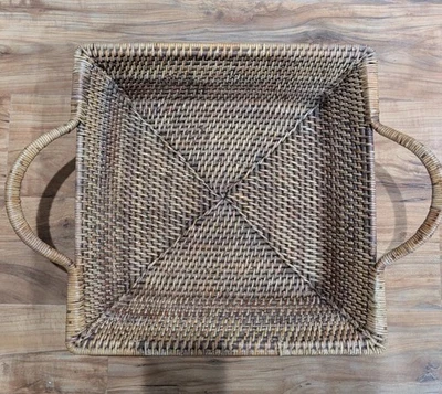 Pampered Chef Woven Selections Square Wicker Serving Basket Handles 13.5 x 13.5 - Image 1 of 4