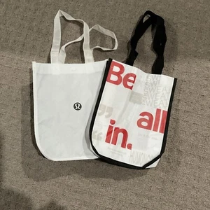 Lululemon Einkaufstaschen (2) - Bild 1 von 2