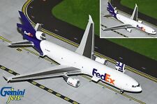 FedEx MD-11F Türen offen/geschlossen N584FE Gemini Jets G2FDX1178 Maßstab 1:200 AUF LAGER