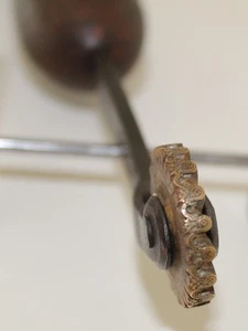 Goldeisen ROLLE 19. Jh. mit sehr großem Griff Bronze Einband Vergoldung Binder #62 - Bild 1 von 1