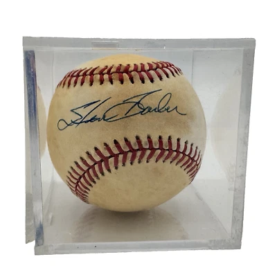 Steve Barber Firmado Autografiado Oficial AL Béisbol NY Yankees Foto 1 de 4