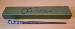 Holly 8 Olivander Zauberstab aus Harry Potter verpackt guter Zustand portofrei - Bild 1 von 8