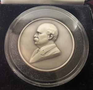 Medalla de Plata .999 de George Heath 1850-1908 fundador de ANA por Charles E. Barber - Imagen 1 de 2