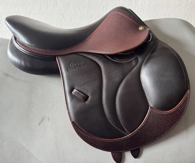 15.5" Devoucoux Biarritz K Child / Pony Saddle - 00 Flaps - MINT! - Image 1 of 4