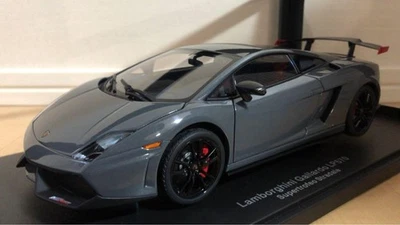 AUTOart 1/18 Lamborghini Gallardo LP570-4 Super Trofeo Stradale Gray - Photo 1/4