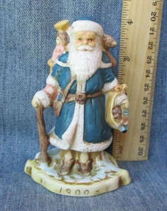 1900 SANTA CLAUS Vintage Christmas PORCELIAN 4.25" Figurine BX - Picture 1 of 2