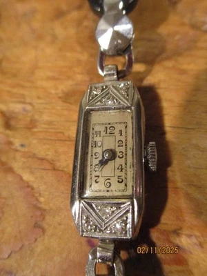 Diamant Platin Art Deco Damen Armbanduhr  Breite ca. 1,2 cm  x  Länge ca. 3,0 cm - Bild 1 von 4