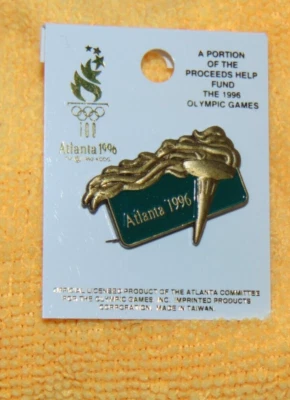 Atlanta 1996 Olympic Torch Pin Green Enamel Lapel Tie Tack Original Card  - Image 1 of 3