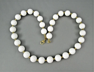 COLLANA FIRMATA MONET PERLE LUCITE BIANCA ANNI '80 BIGIOTTERIA AMERICANA VINTAGE - Immagine 1 di 3