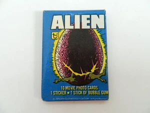 Topps Alien Unopened Wax Pack - Picture 1 of 3