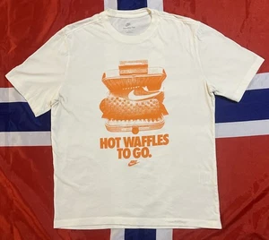 The Nike Tee Hot Waffles To Go Herren Large Creme T-Shirt mit Orange Logo SCHÖN! - Bild 1 von 6