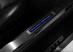 Protectores de puerta iluminados Corvette placas de patada Grand Sport varios colores alféizares ¡Nuevo! - Imagen 1 de 5
