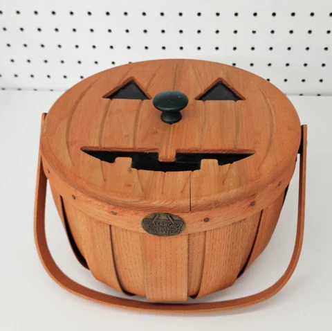 2006 peterboro pumkin basket with lid Cover
