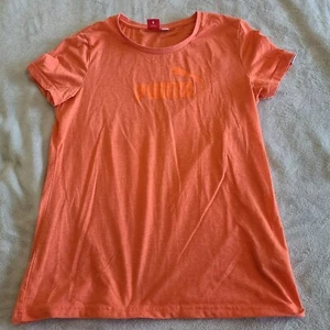 Puma Womens Large Orange Pullover Logo Print Top Shirt Activewear - Picture 1 of 6