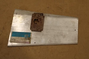1968-1973 CORVETTE ALUMINUM RADIO ANTENNA MOUNT PLATE #3928732 - Imagen 1 de 4
