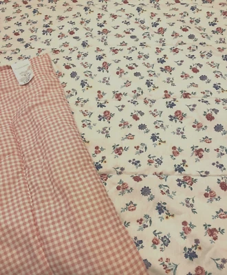 FULL BEDSPREAD 76 x 86 in - WESTPOINT STEVENS- NEW w/o TAGS - Image 1 of 4