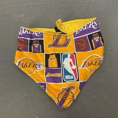 Bandana ajustable de baloncesto con gancho y bucle para perro pequeño de Los Angeles Lakers NBA Foto 1 de 4