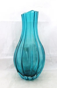 VILLEROY & BOCH TURQUOISE BLUE CASED GLASS VASE, RIDGED ONION SHAPE, SIGNED - Picture 1 of 12