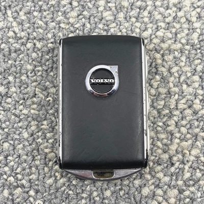 VOLVO Key Fob Keyless Remote - YGOHUF9423MS - OEM Gray Shell - For Parts - Image 1 of 4
