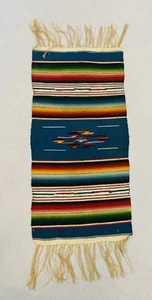 "Antiguo corredor de lana Saltillo Serape flecos multicolor 25"" X 9""" - Imagen 1 de 8