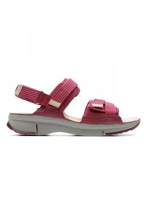 Clarks Ladies TRI WALK Berry Combi leather Trigenic Sandals 4 D /37 - Picture 1 of 7