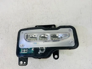 2016 2017 2018 2019 GMC Sierra Passenger right Side Fog Lamp - GM 23381984 LED - Picture 1 of 5