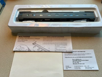 HO Walthers 932-6712 NYC New York Central Sleeper Passenger w/ Custom Decals OB - Image 1 of 4