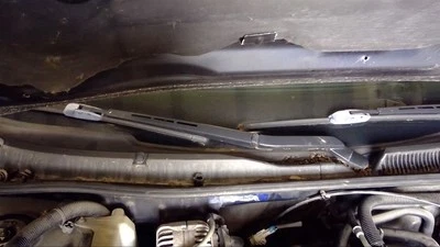 Brazo limpiaparabrisas derecho lado pasajero Chevrolet IMPALA 2008 1568824 Foto 1 de 4