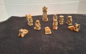 11-teilige alte geschnitzte Speckstein Krippe Panama - Bild 1 von 9