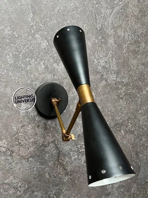 Aplique de pared italiano de latón moderno de mediados de siglo lámpara de pared italiana regalo de Navidad Foto 1 de 4