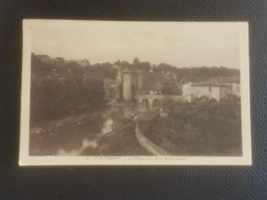 CPA 79 PARTHENAY - Le Thouet et la Porte Saint-Jacques - Imagen 1 de 2