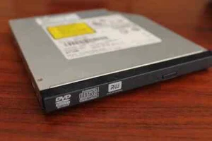 Lectora grabadora DVD-RW TEAC DV-28S VTJ Laptop - Foto 1 di 3
