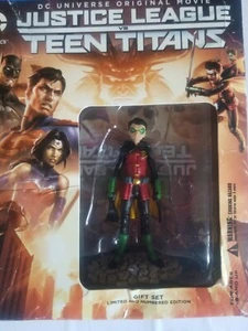 DC JUSTICE LEAGUE TEEN TITANS COLLECTORS FIGURE/BOOK/BLU-RAY - Picture 1 of 3