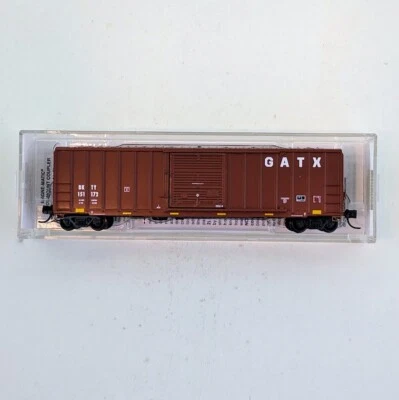 Micro-Trains 02500227 N Scale 50' Rib Side Box Car Single Door - BKTY # 151172 - Image 1 of 2