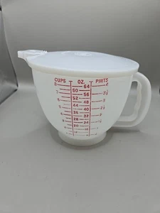 Vintage Tupperware 8 Cup Pour BATTER BOWL Measuring Cup Red & Blue with Lid - Picture 1 of 11