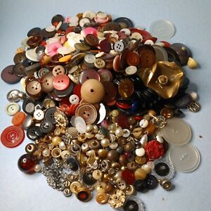 Mixed Lot of Vintage Fancy Buttons 15 oz ~400 Buttons 1950s 1960s 